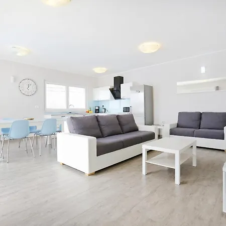 Villa Poolincluded Anpero *