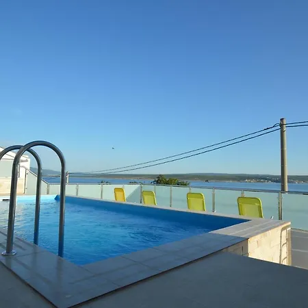 Poolincluded Anpero ماسلينتسا